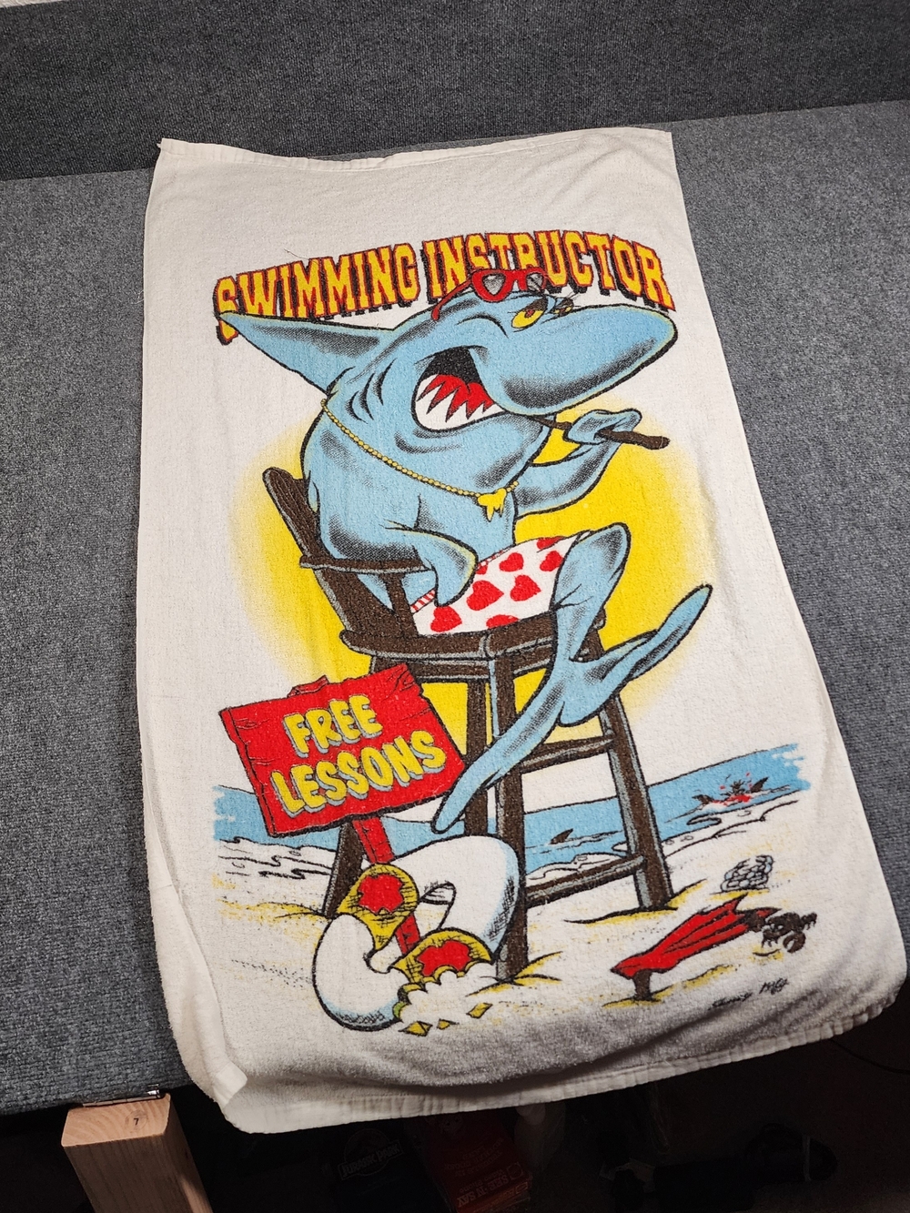 VTG   90’s Shark "Swimming Instructor" Printed Novelty Cotton Beach Towel